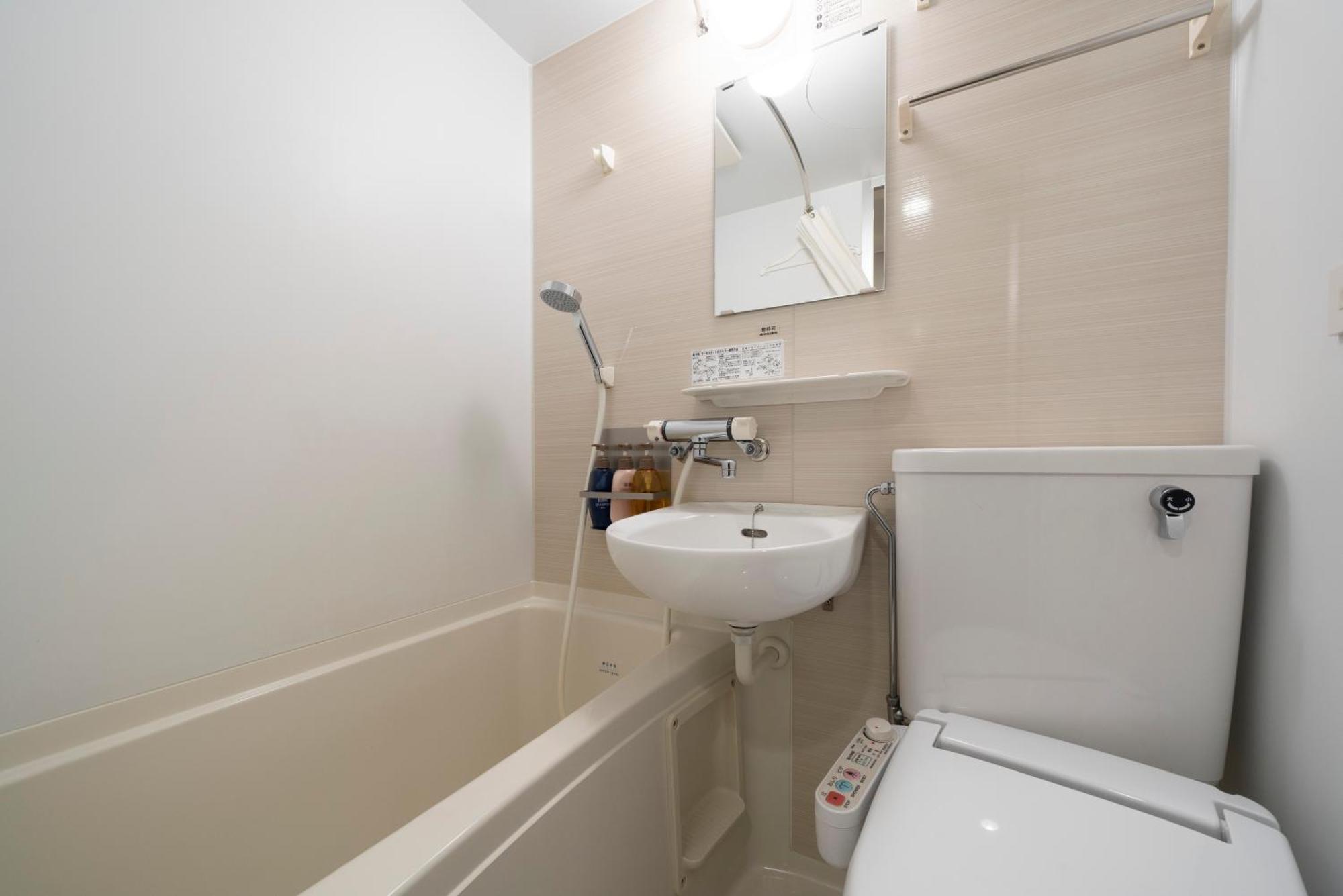 אוסקה Hotel Binario Umeda מראה חיצוני תמונה